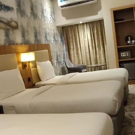 Sky Park Hotel Dubai Esterno foto